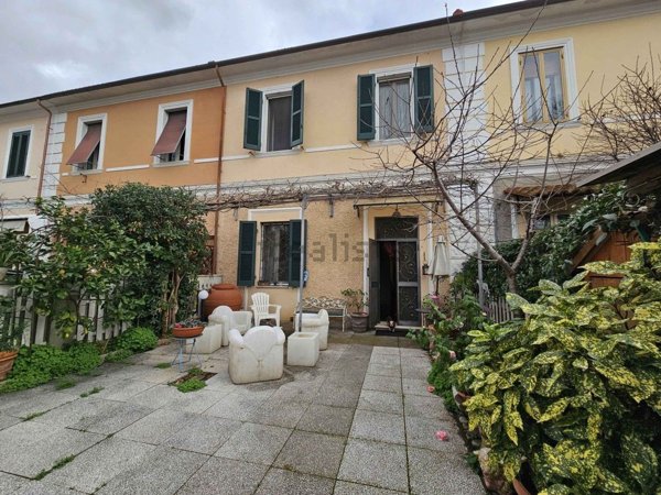 casa indipendente in vendita a Grosseto in zona Centro Città