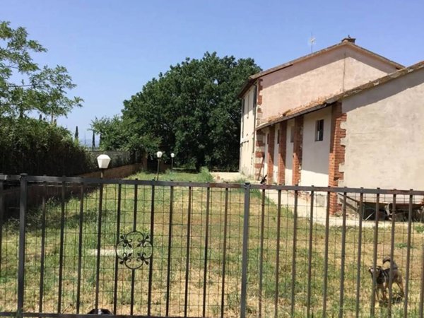 casa indipendente in vendita a Grosseto in zona Roselle