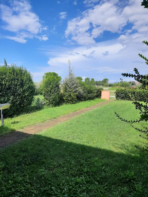 appartamento in vendita a Grosseto in zona Principina a Terra