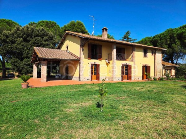 casa indipendente in vendita a Grosseto in zona Braccagni