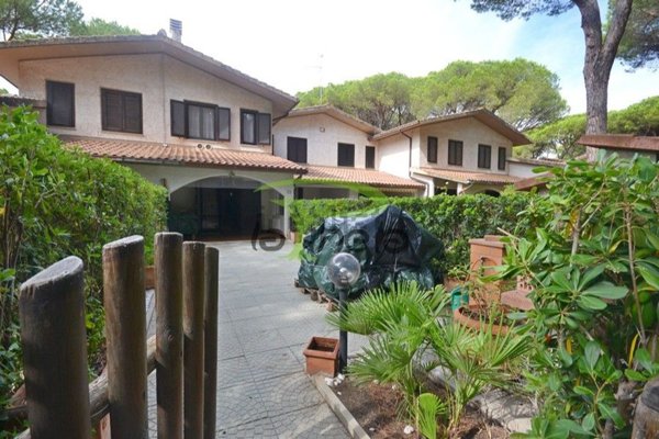 casa indipendente in vendita a Grosseto in zona Principina a Mare