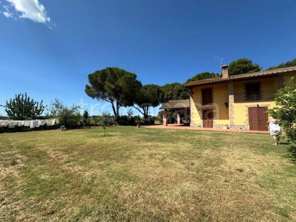 casa indipendente in vendita a Grosseto in zona Braccagni