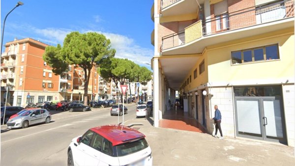 locale commerciale in vendita a Grosseto