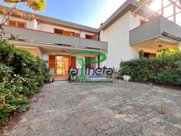 casa indipendente in vendita a Grosseto in zona Principina a Mare