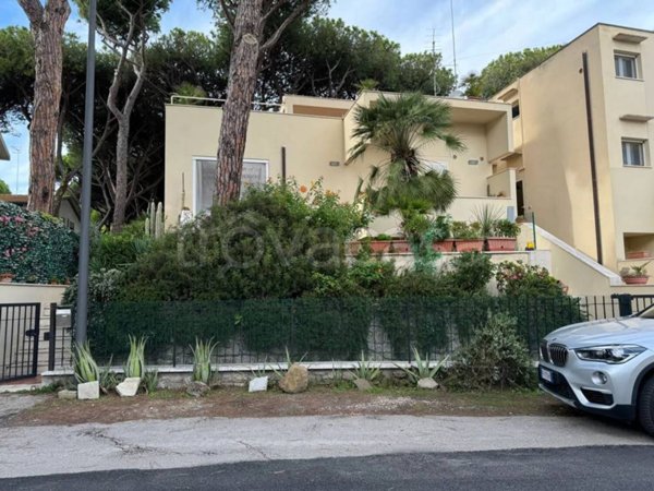 casa indipendente in vendita a Grosseto in zona Marina di Grosseto