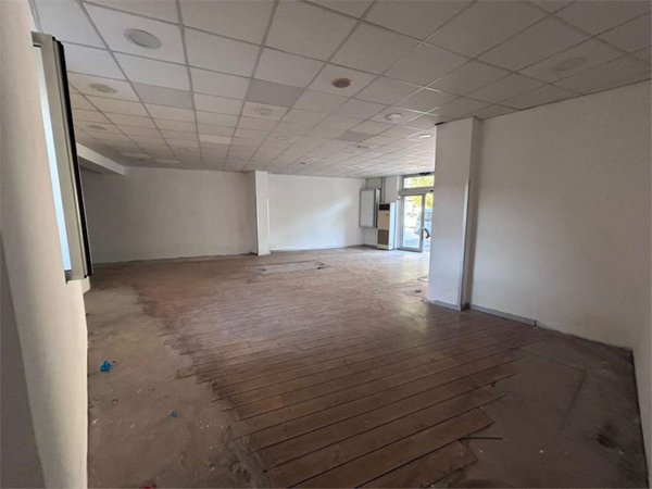 locale commerciale in vendita a Grosseto