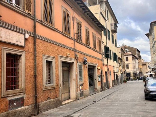 negozio in vendita a Grosseto in zona Centro Città