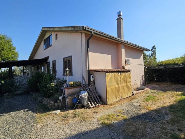 casa indipendente in vendita a Grosseto in zona Braccagni