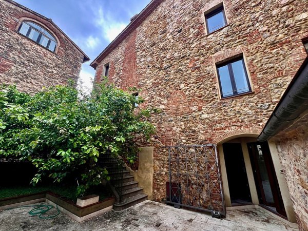 casa semindipendente in vendita a Grosseto in zona Batignano