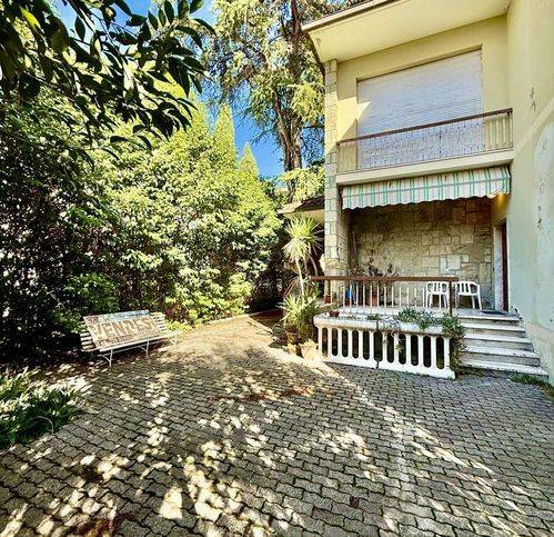 casa indipendente in vendita a Grosseto