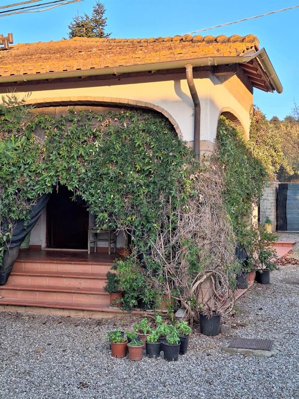 casa indipendente in vendita a Grosseto in zona Braccagni