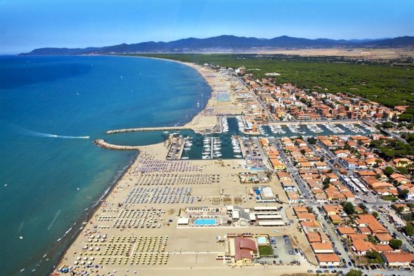 appartamento in vendita a Grosseto in zona Marina di Grosseto