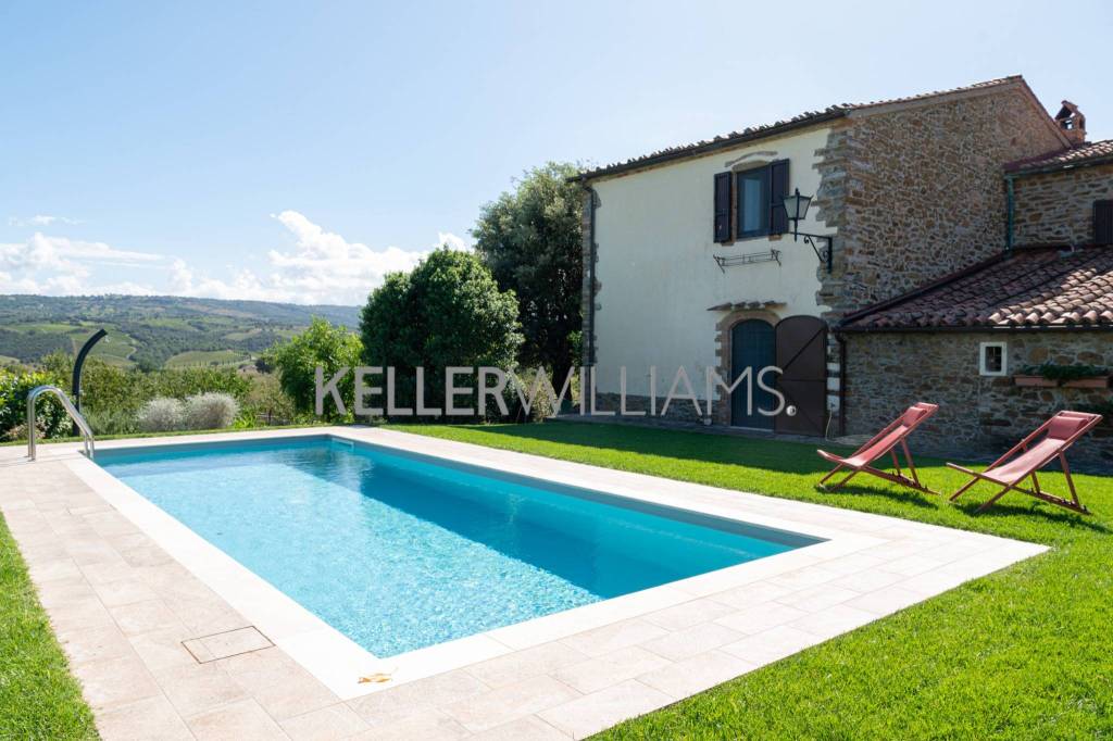 casa indipendente in vendita a Grosseto in zona Istia d'Ombrone-Le Stiacciole