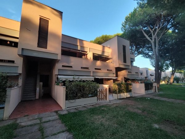 casa indipendente in vendita a Grosseto in zona Principina a Mare