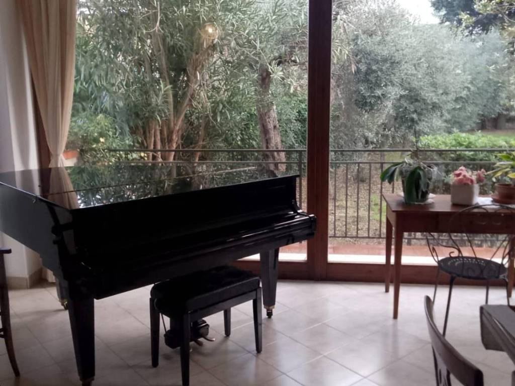 casa indipendente in vendita a Grosseto in zona Poggio Cavallo