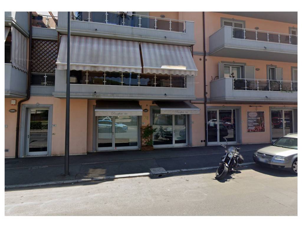 negozio in vendita a Grosseto in zona Marina di Grosseto