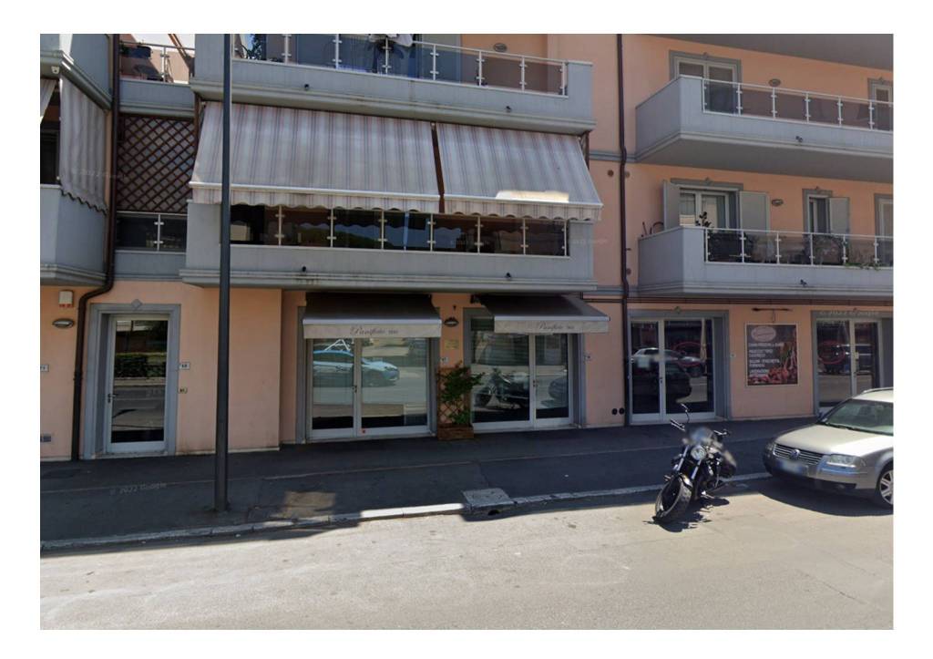 negozio in vendita a Grosseto in zona Marina di Grosseto