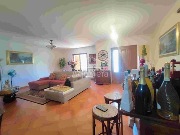 casa indipendente in vendita a Grosseto in zona Casalecci