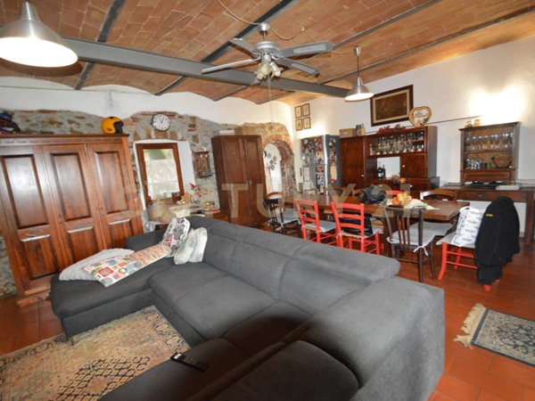 casa indipendente in vendita a Grosseto in zona Braccagni