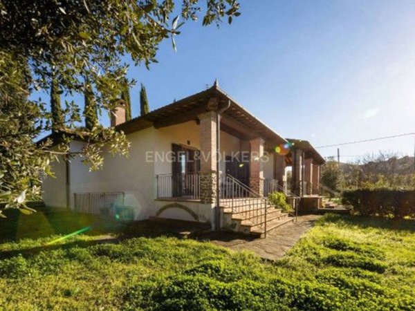 casa indipendente in vendita a Grosseto in zona Marina di Grosseto