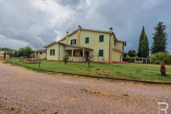 casa indipendente in vendita a Grosseto in zona Principina a Terra
