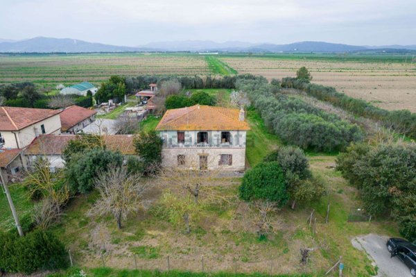 casale in vendita a Grosseto in zona Braccagni