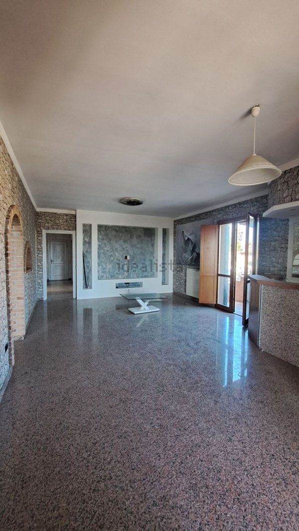 casa indipendente in vendita a Grosseto in zona Principina a Terra