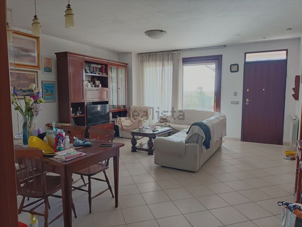 casa indipendente in vendita a Grosseto in zona Principina a Terra