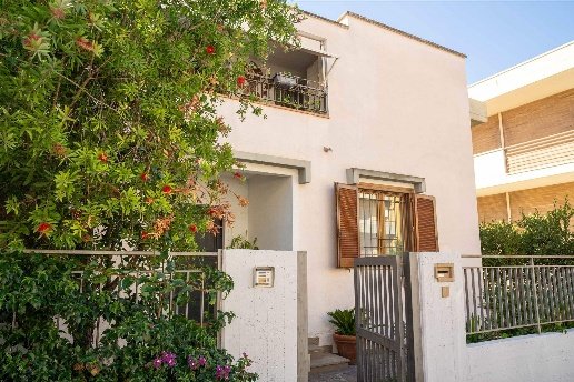 casa indipendente in vendita a Grosseto in zona Stadio