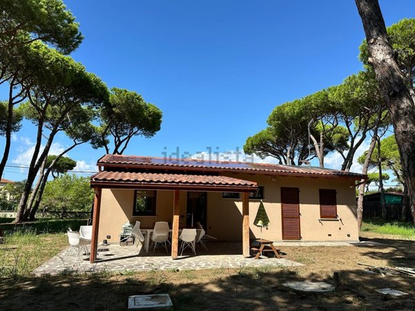 casa indipendente in vendita a Grosseto in zona Marina di Grosseto