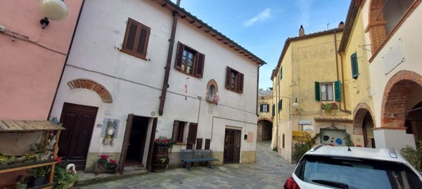 appartamento in vendita a Grosseto in zona Montepescali