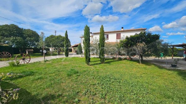 casa indipendente in vendita a Grosseto in zona Braccagni