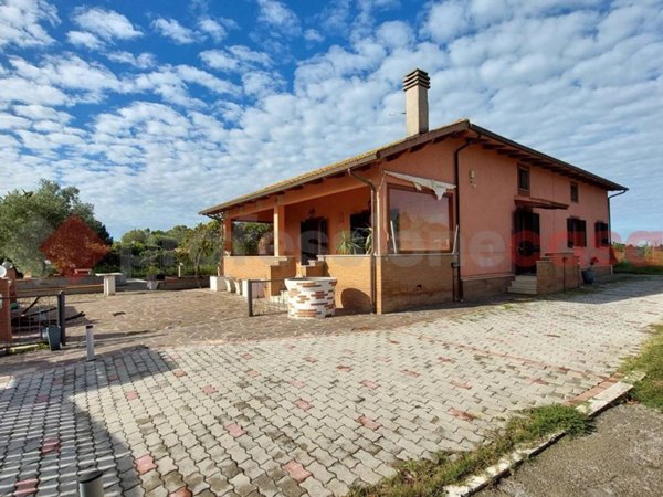 casa indipendente in vendita a Grosseto in zona La Principina