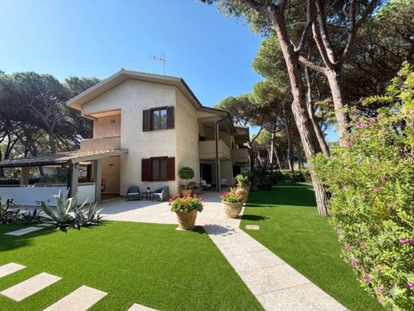 casa indipendente in vendita a Grosseto in zona Principina a Mare