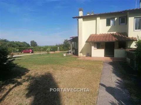casa indipendente in vendita a Grosseto in zona Marina di Grosseto