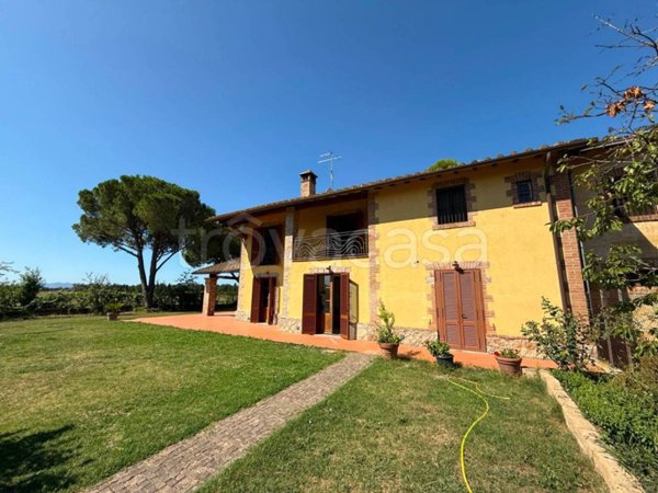 casa indipendente in vendita a Grosseto in zona Braccagni