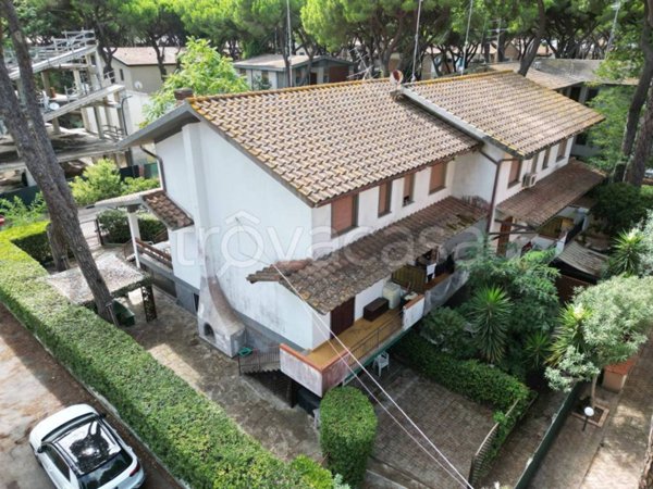 casa indipendente in vendita a Grosseto in zona Marina di Grosseto