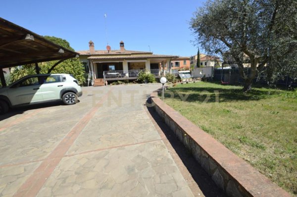 casa indipendente in vendita a Grosseto in zona Orcagna