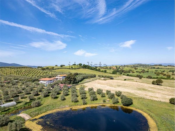 casale in vendita a Grosseto in zona Alberese