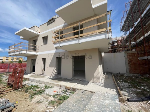 casa indipendente in vendita a Grosseto in zona Orcagna