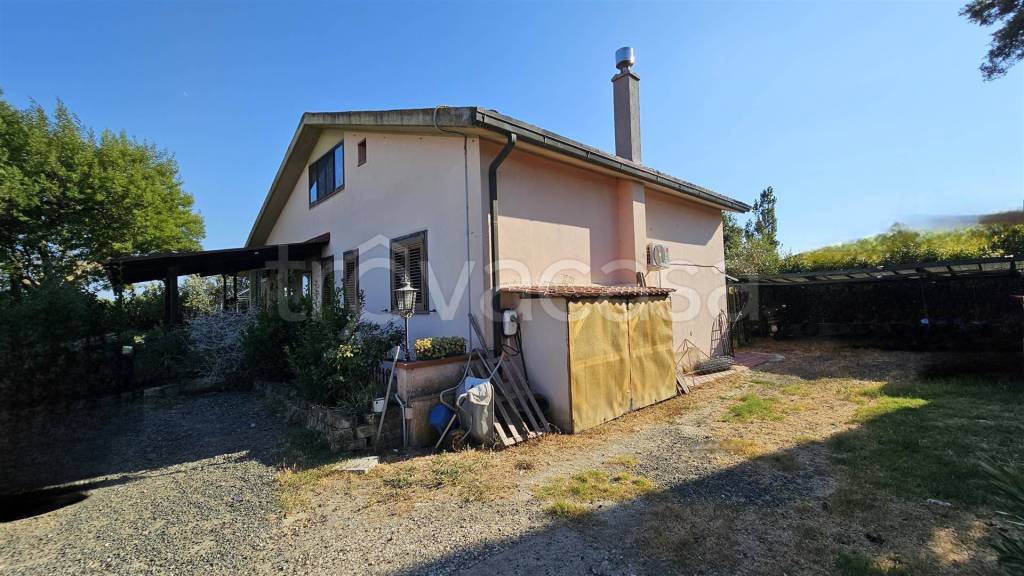 casa indipendente in vendita a Grosseto in zona Braccagni