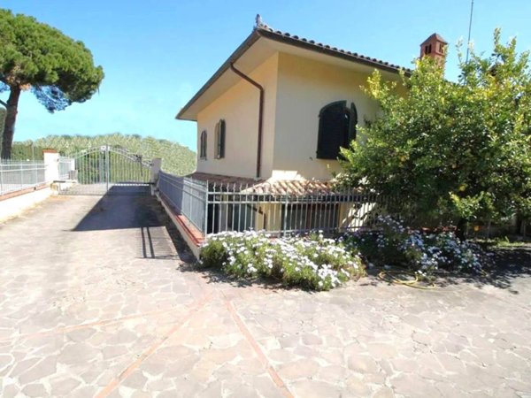 casa indipendente in vendita a Grosseto in zona Orcagna