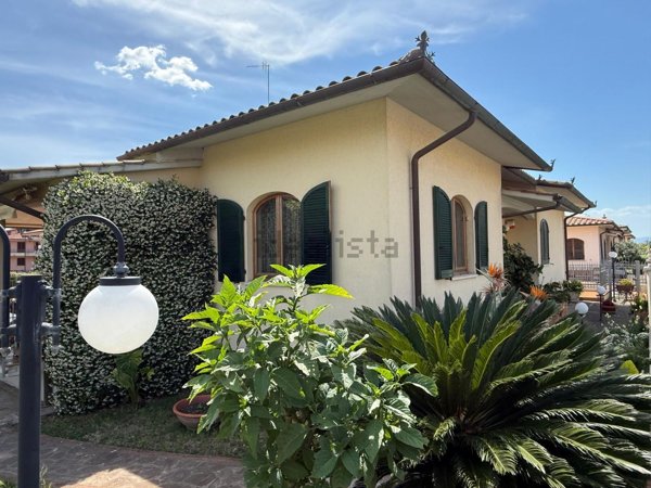 casa indipendente in vendita a Grosseto in zona Orcagna