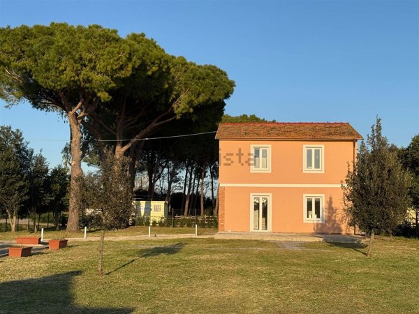 casa indipendente in vendita a Grosseto in zona Principina a Terra