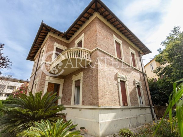 casa indipendente in vendita a Grosseto in zona Centro Città