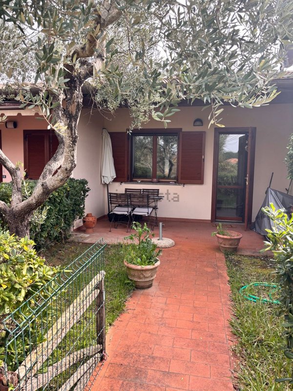 appartamento in vendita a Grosseto in zona San Vincenzo d'Elba