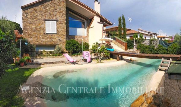 casa indipendente in vendita a Grosseto in zona Santa Maria di Rispescia