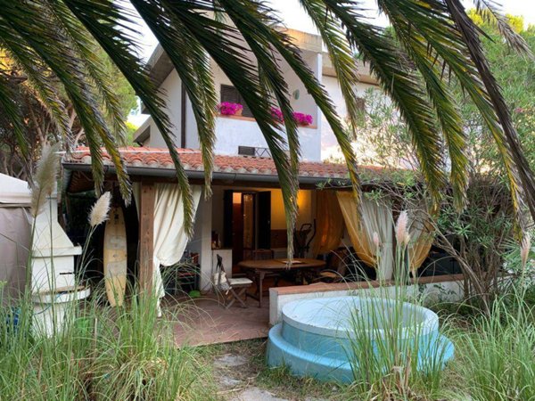 casa indipendente in vendita a Grosseto in zona Principina a Mare