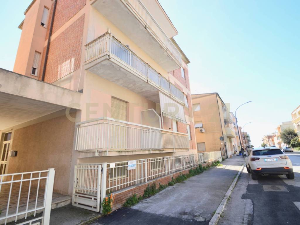 appartamento in vendita a Grosseto in zona Marina di Grosseto