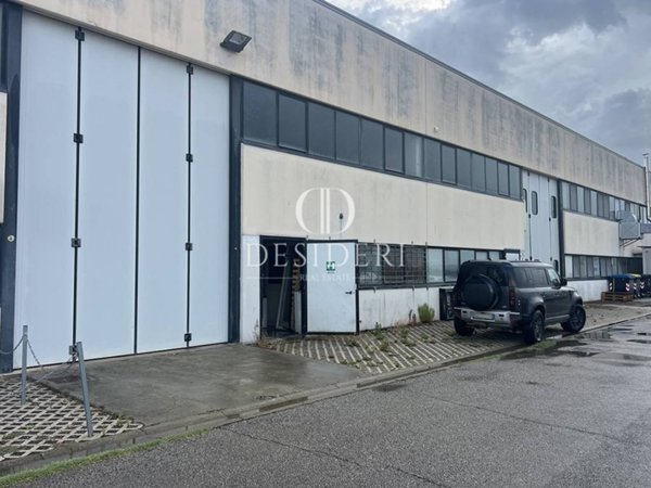 locale commerciale in vendita a Grosseto